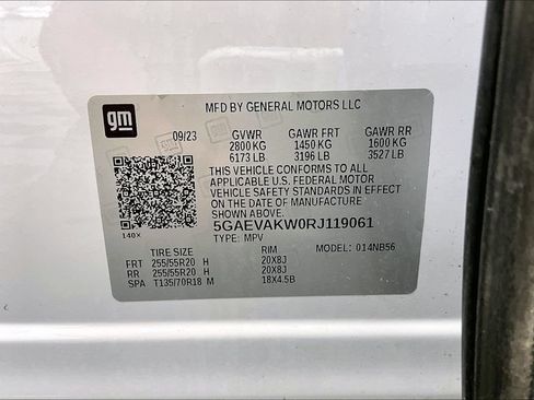 Used 2024 Buick Enclave Essence w/ Experience Buick Package AWD/4WD image 36