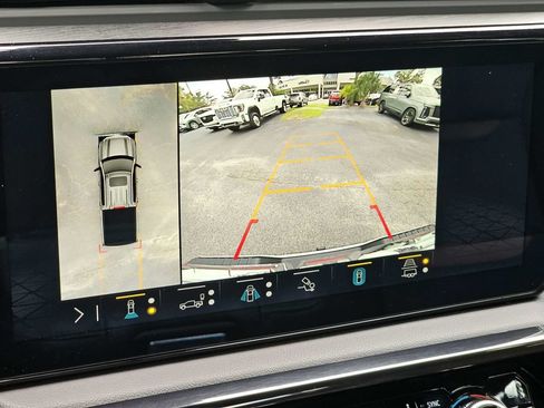 Used 2023 GMC Sierra 1500 AT4 w/ AT4 Premium Package AWD/4WD image 21