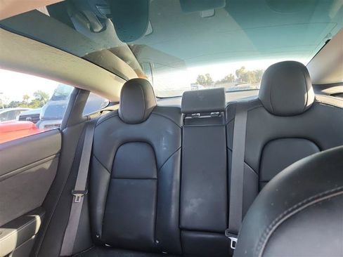 Used 2018 Tesla Model 3 Long Range AWD/4WD image 8