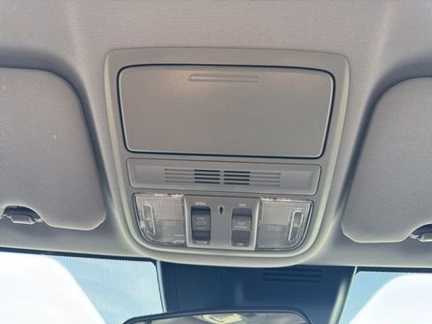 Used 2018 Honda CR-V EX image 31