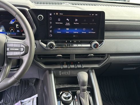 Used 2024 Chevrolet Colorado Trail Boss w/ Advanced Trailering Package image 20