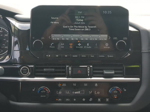 Used 2024 Nissan Pathfinder SL w/ SL Premium Package FWD image 20