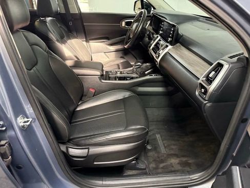 Used 2021 Kia Sorento EX w/ Panoramic Sunroof Package image 31