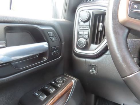 Used 2021 Chevrolet Silverado 1500 High Country w/ Safety Package II AWD/4WD image 32