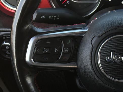 Used 2020 Jeep Gladiator Rubicon image 16