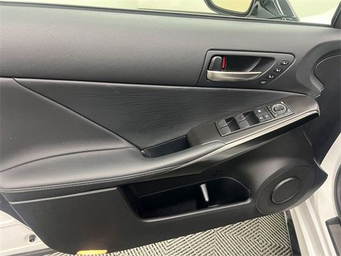 Certified 2025 Lexus IS 350 F Sport image 11