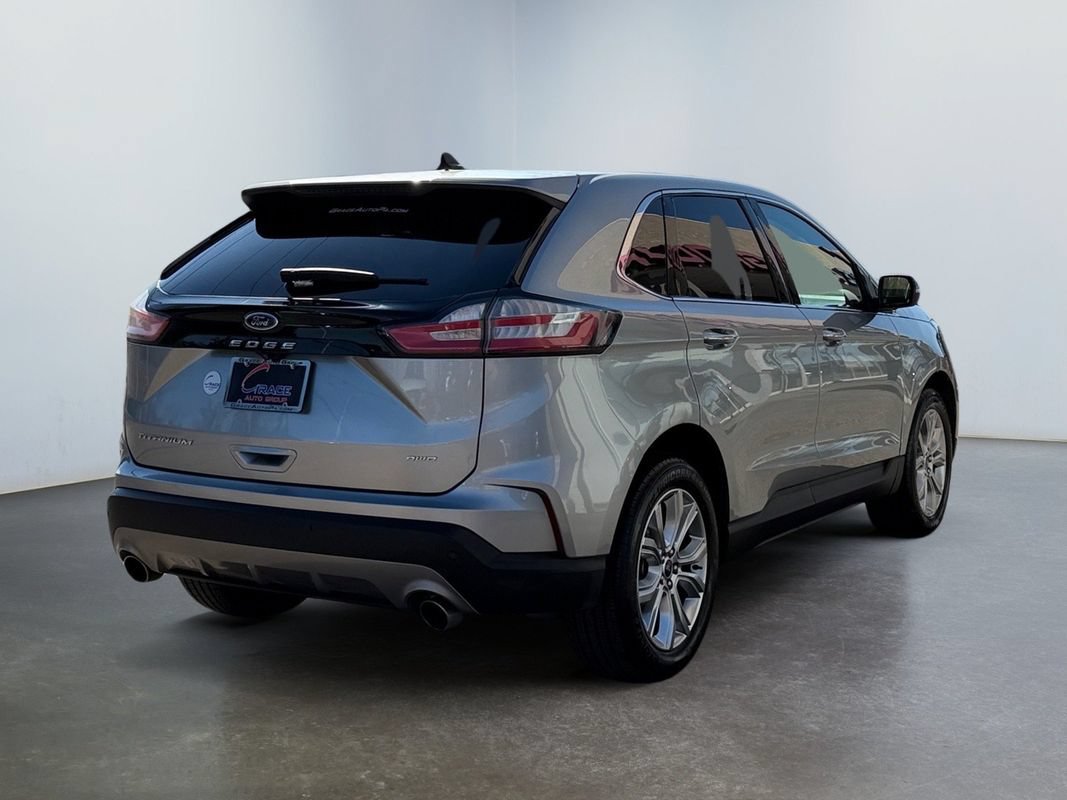 Used 2022 Ford Edge Titanium AWD/4WD image 5