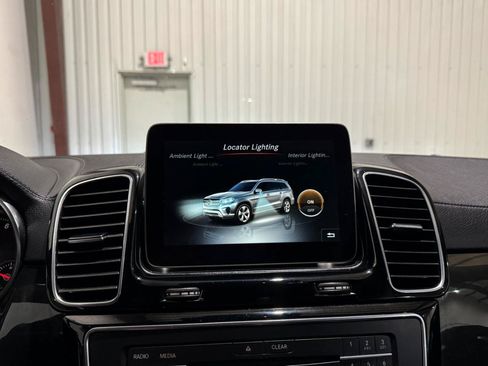 Used 2018 Mercedes-Benz GLS 450 4MATIC image 44