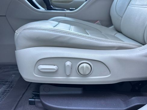 Used 2017 GMC Acadia Denali w/ Technology Package image 14