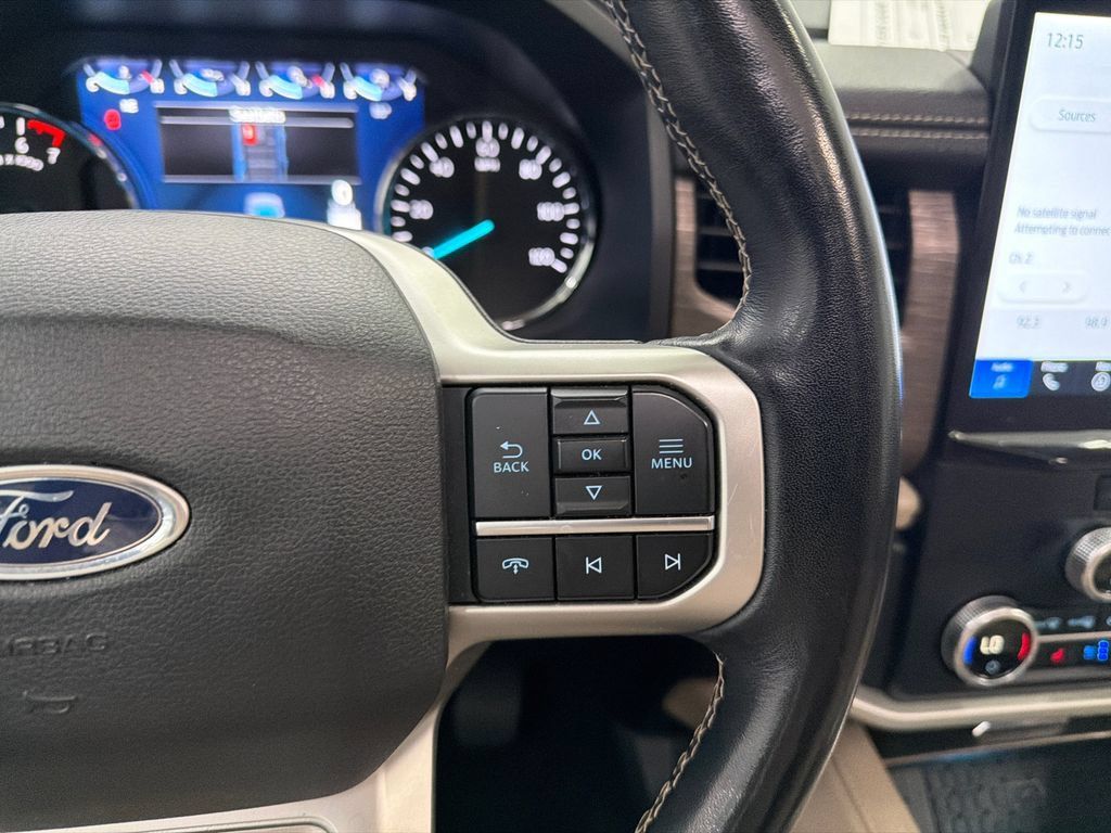 Used 2024 Ford Expedition Limited RWD image 28