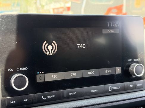 Used 2024 Honda CR-V Sport image 19