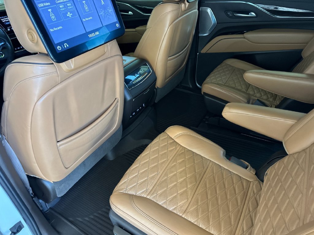 Used 2021 Cadillac Escalade Sport w/ Driver Assist Tech Package AWD/4WD image 14