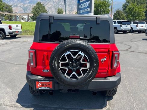 Used 2024 Ford Bronco Outer Banks AWD/4WD image 10