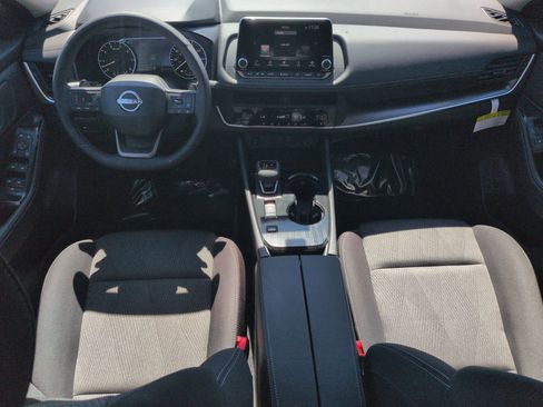 New 2026 Nissan Rogue SV image 10