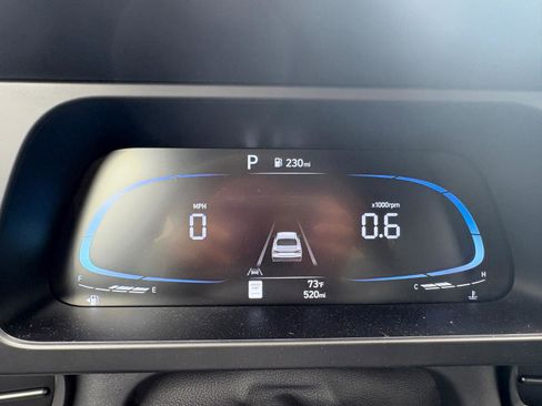 Used 2025 Hyundai Elantra Sport FWD image 2