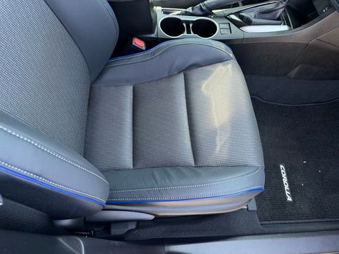 Used 2019 Toyota Corolla SE image 19