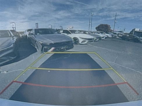 Used 2024 Hyundai Elantra SEL w/ Convenience Package image 29