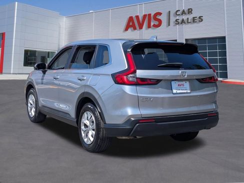 Used 2025 Honda CR-V LX image 9