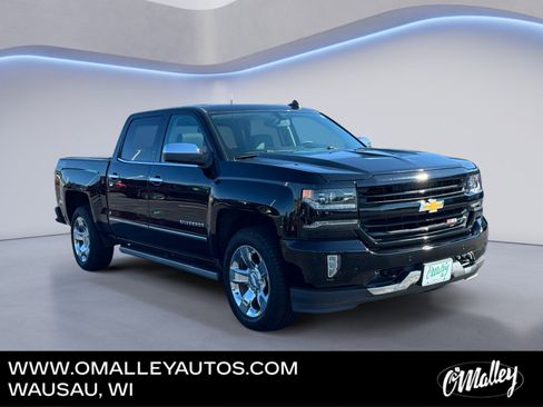 Used 2017 Chevrolet Silverado 1500 LTZ Z71 w/ LTZ Plus Package AWD/4WD image 7