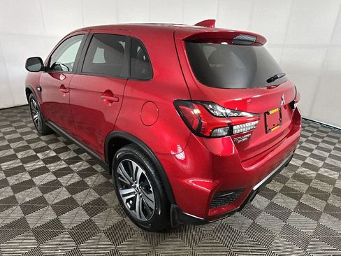 Used 2025 Mitsubishi Outlander Sport ES AWD/4WD image 4