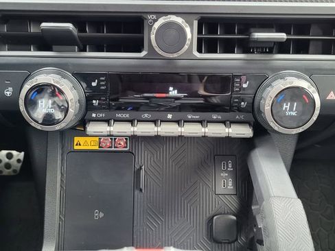 Used 2024 Toyota Tacoma TRD Pro AWD/4WD image 18