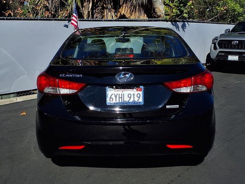 Used 2013 Hyundai Elantra Limited w/ Technology Pkg image 6