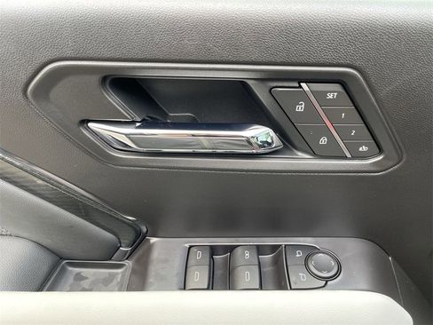 New 2025 GMC Canyon AT4 w/ AT4X Package image 24