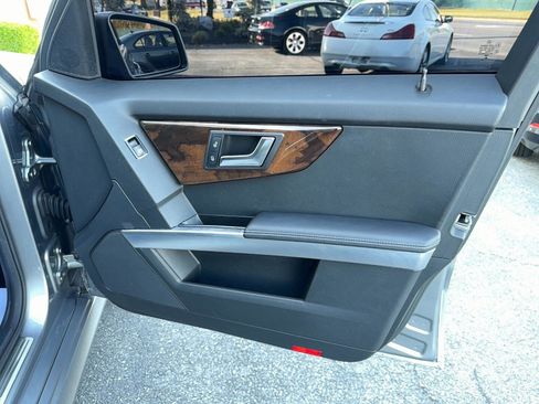 Used 2015 Mercedes-Benz GLK 350 4MATIC image 23