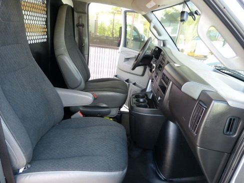 Used 2023 GMC Savana 2500 w/ Driver Convenience Package image 24