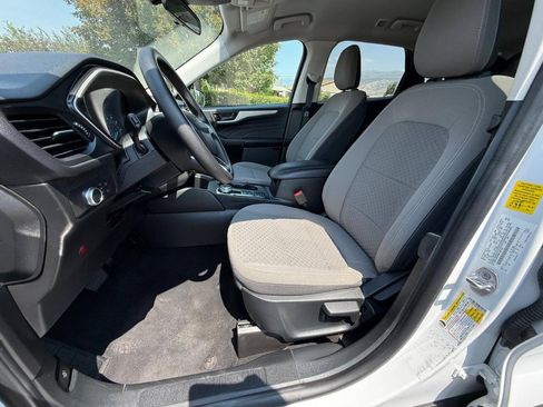 Used 2022 Ford Escape SE FWD image 10