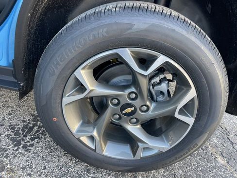 New 2025 Chevrolet Trax LT image 19