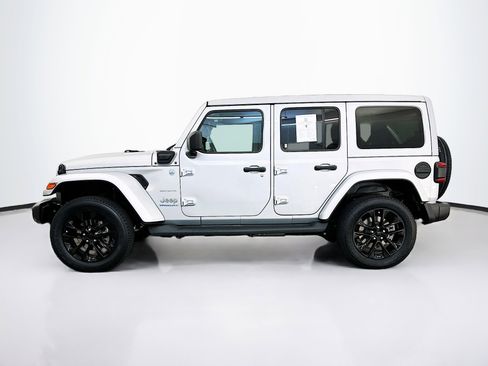 Used 2023 Jeep Wrangler Sahara w/ Cold Weather Group image 4