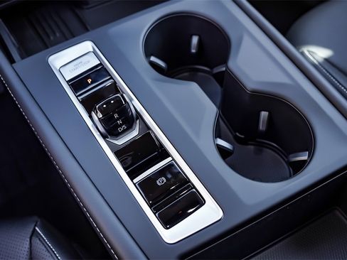 New 2026 Volkswagen Atlas SE image 16