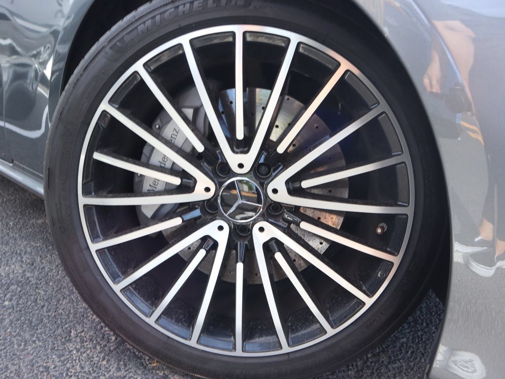 Used 2018 Mercedes-Benz E 400 Coupe image 13