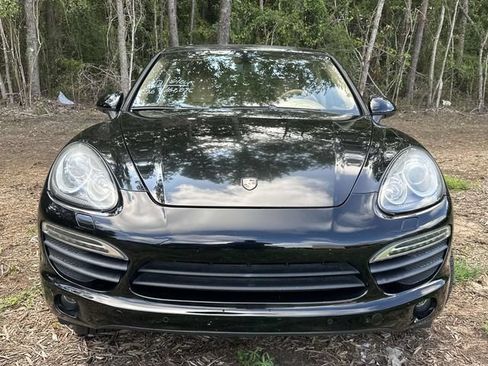 Used 2011 Porsche Cayenne S AWD/4WD image 10
