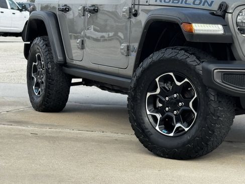 Used 2023 Jeep Wrangler Unlimited Rubicon 4xe image 12