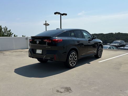 Used 2026 BMW X2 xDrive28i AWD/4WD image 8