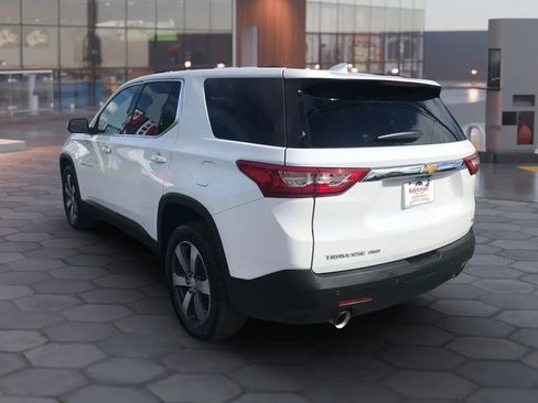 Used 2020 Chevrolet Traverse LT w/ LT Premium Package image 9