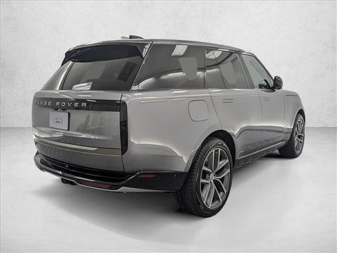 New 2025 Land Rover Range Rover SE image 9