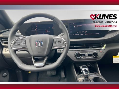 New 2026 Buick Envista Sport Touring w/ Convenience I Package FWD image 22