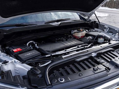 Used 2024 Chevrolet Silverado 1500 LT image 32