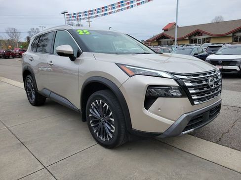 Certified 2025 Nissan Rogue SL w/ Tech Package image 1