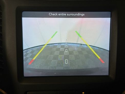 Used 2022 Jeep Cherokee Latitude AWD/4WD image 19