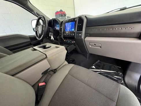 Used 2020 Ford F250 XL w/ STX Appearance Package AWD/4WD image 31