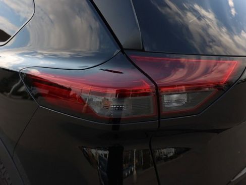 New 2026 Nissan Rogue SV image 7