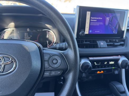 Certified 2025 Toyota RAV4 LE image 23