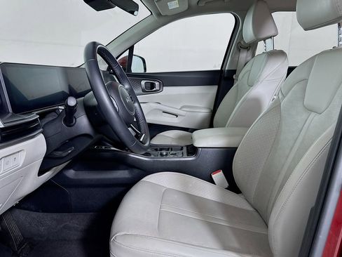 Used 2024 Kia Sorento EX image 10