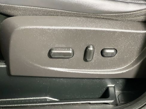 Used 2018 Ford Escape SEL w/ Ford Safe & Smart Package image 15