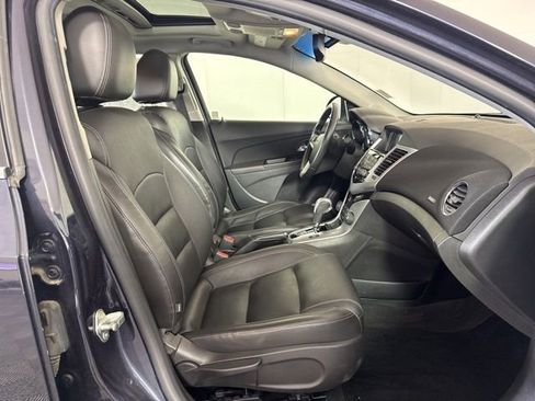 Used 2014 Chevrolet Cruze LTZ w/ RS Package FWD image 4