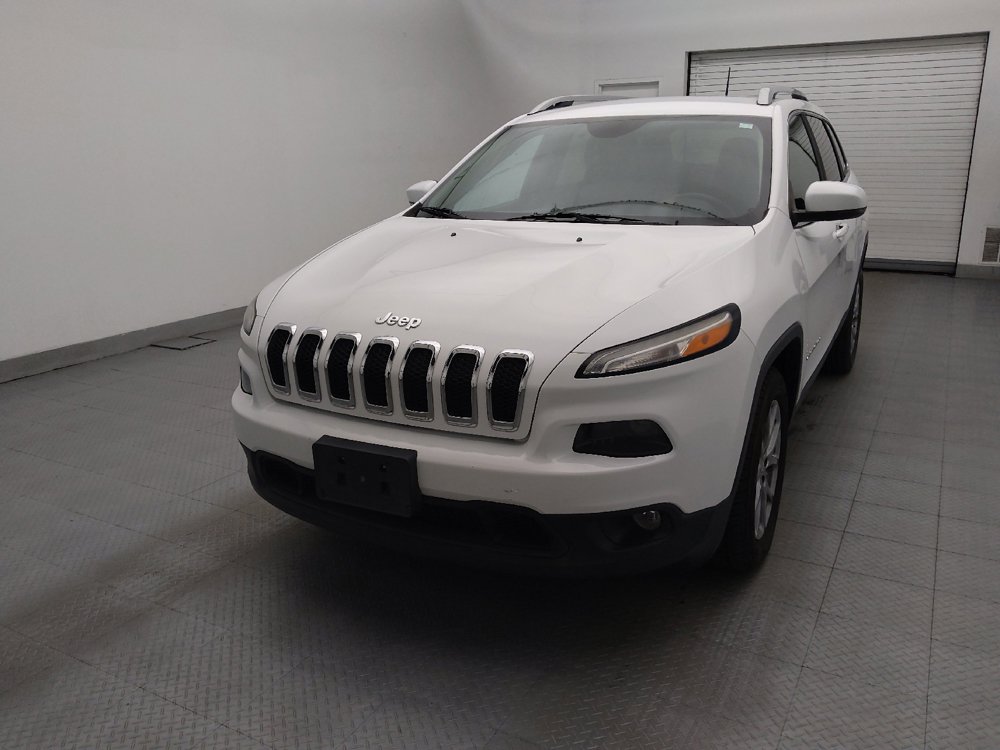 Used 2018 Jeep Cherokee Latitude Plus FWD image 15